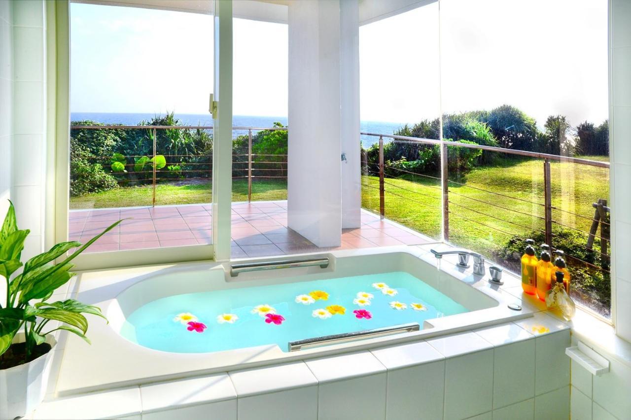 Wisteria Ocean Nakijin Villa Ngoại thất bức ảnh